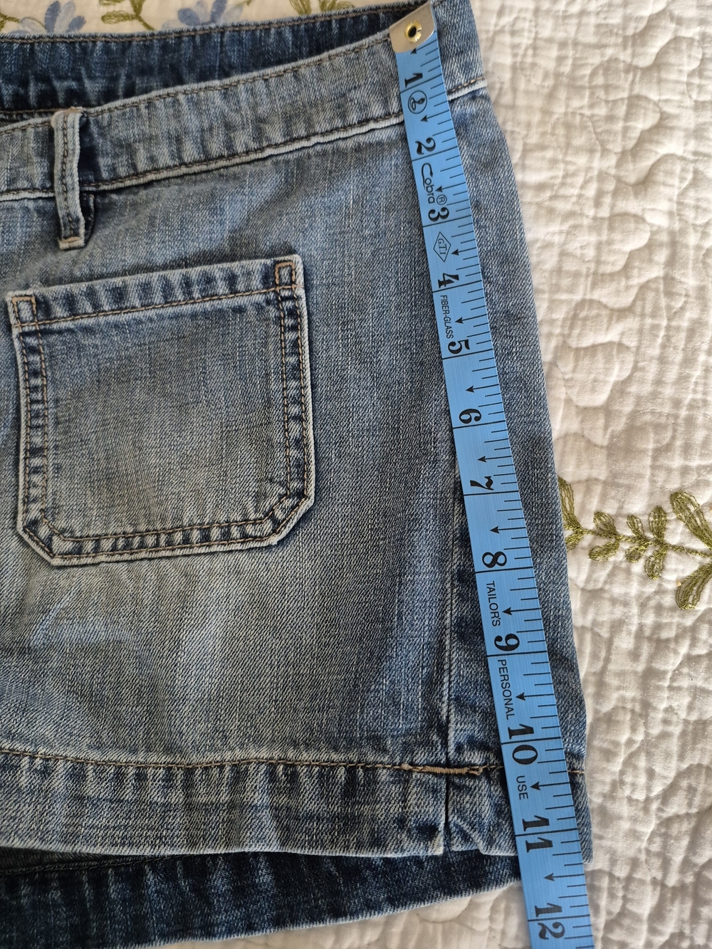 Ann Taylor Loft Light Wash Denim Patch-Pocket Shorts - Picture 6 of 6